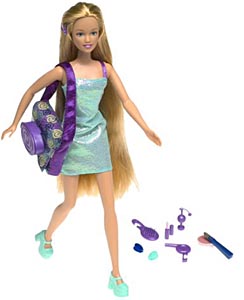 Teen Skipper in a pale aqua dress and matching platform shoes, carrying a purple swirl-patterned bag beside small grooming accessories.